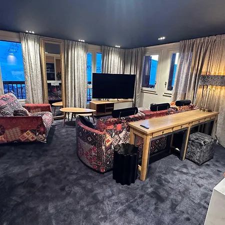Luxury Ski-in Ski-out 4br With 4 Baths - Val Thorens