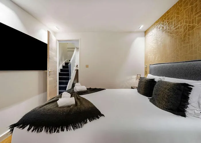 Luxury 4br With 4 Baths - - D' Emeraude شقة