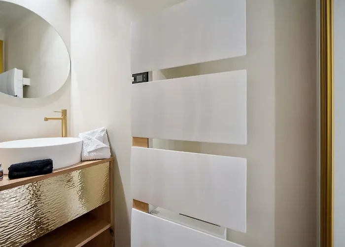 Luxury 4br With 4 Baths - - D' Emeraude شقة